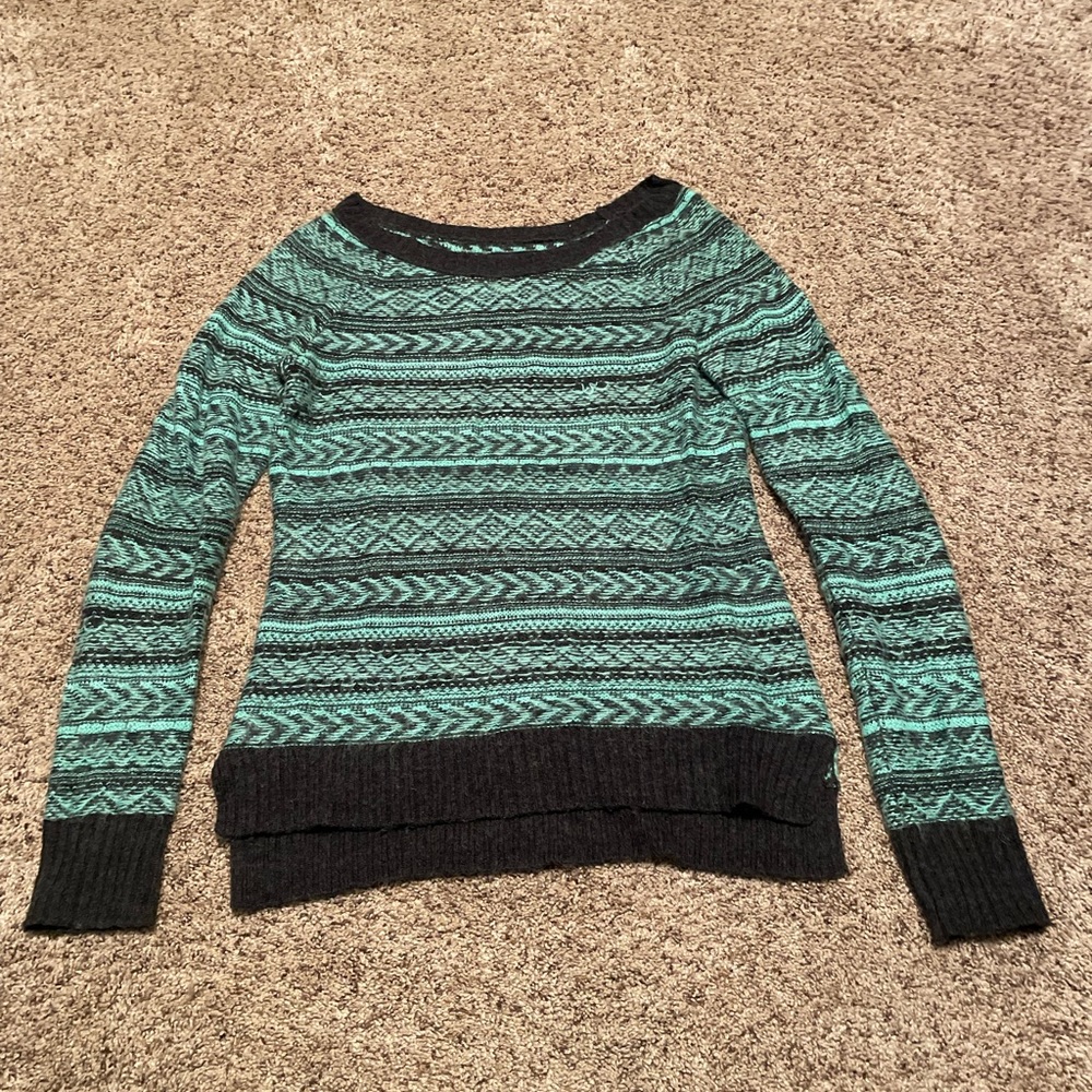 American Eagle Sweater